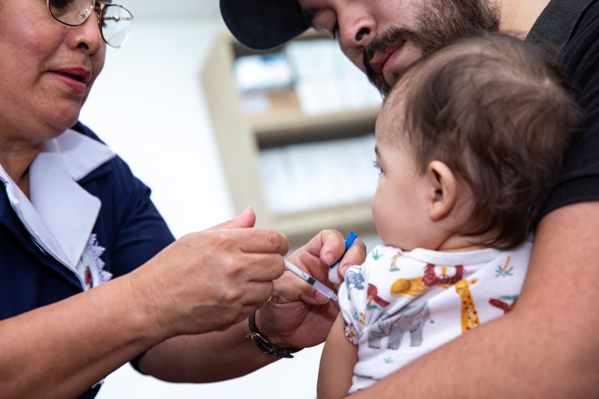 el-salvador-lanza-campana-especial-de-vacunacion-contra-el-sarampion-para-menores-de-entre-6-y-11-meses-de-edad